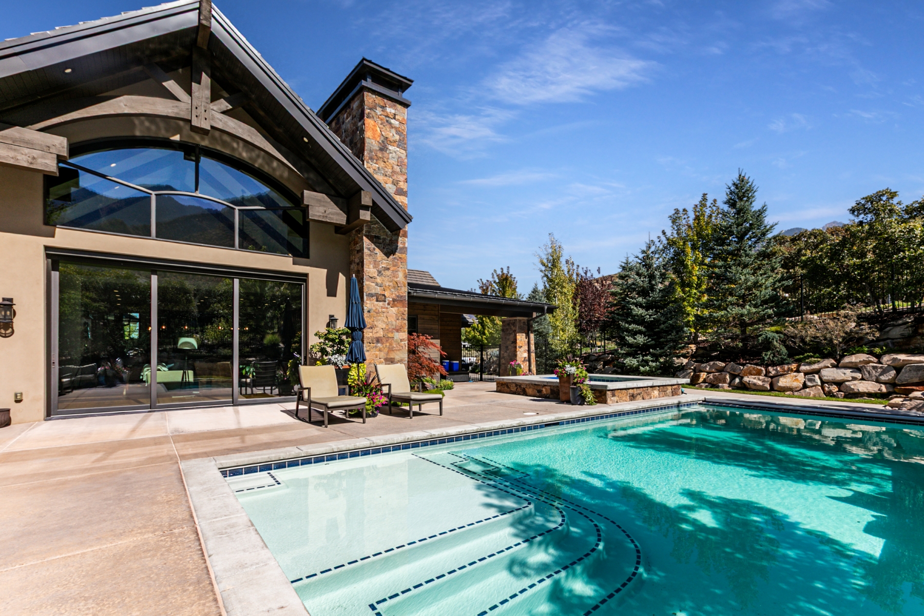 DIMPLE DELL | SANDY Custom Home