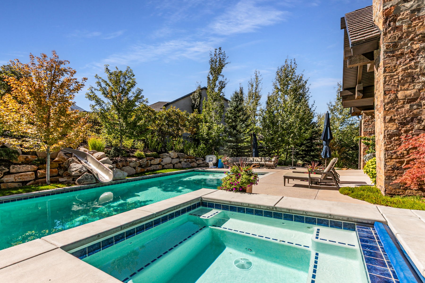 DIMPLE DELL | SANDY Custom Home